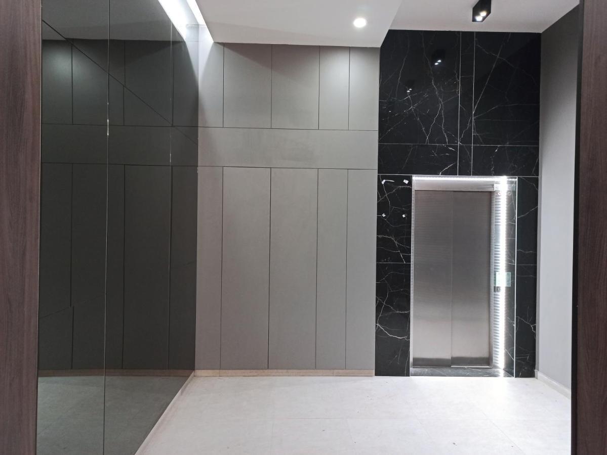 Summer Haven - Self Check-In & Parking Lot, Primashops&Lotus Oradea Zewnętrze zdjęcie