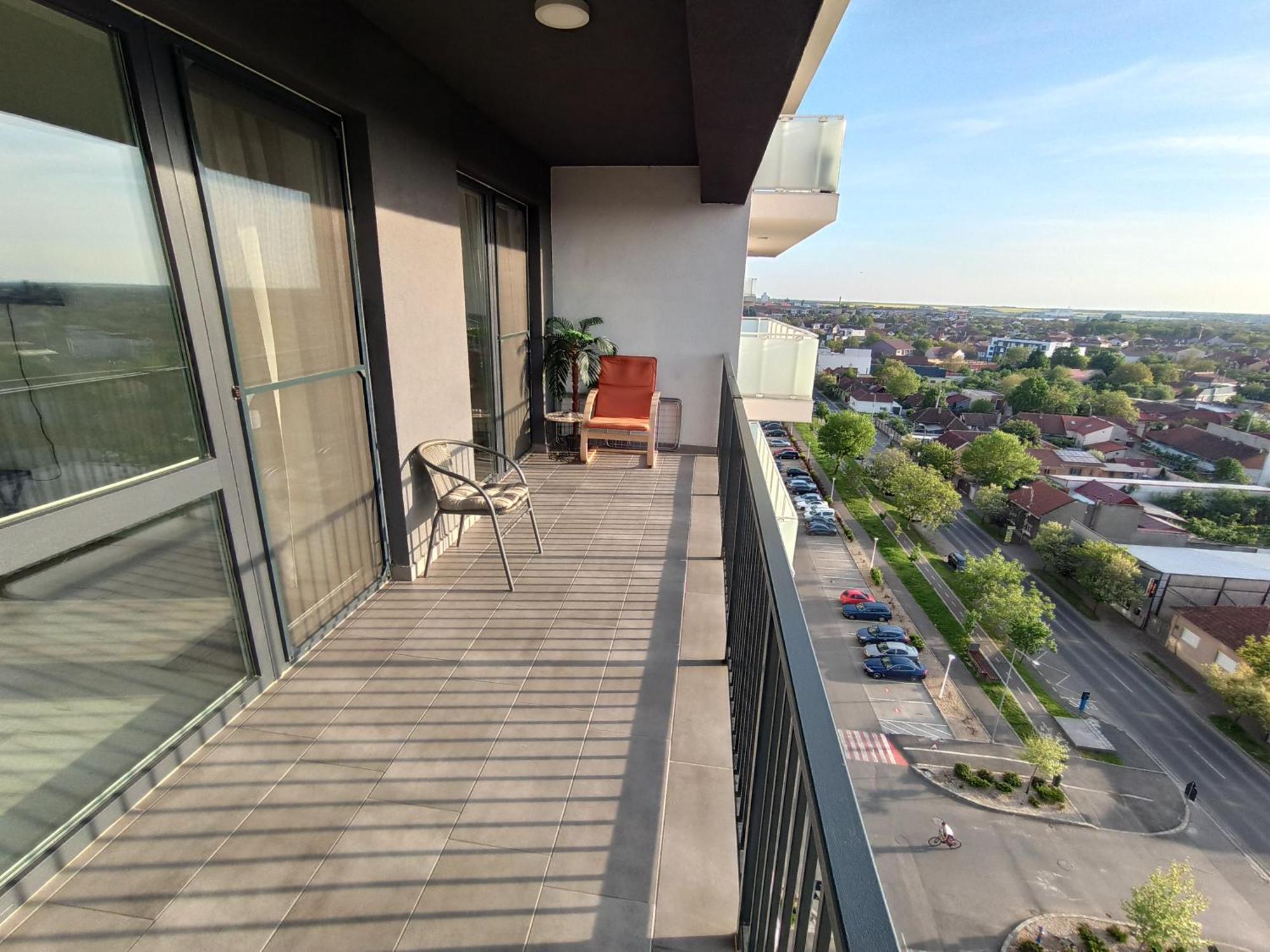 Summer Haven - Self Check-In & Parking Lot, Primashops&Lotus Oradea Zewnętrze zdjęcie